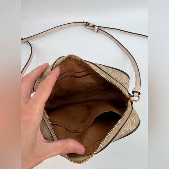 Coach Crossbody Purse Mini Bag - Picture 5 of 8
